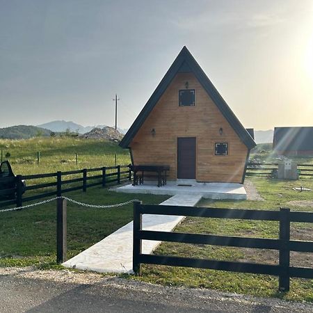 Family Home Masa Жабляк Екстер'єр фото