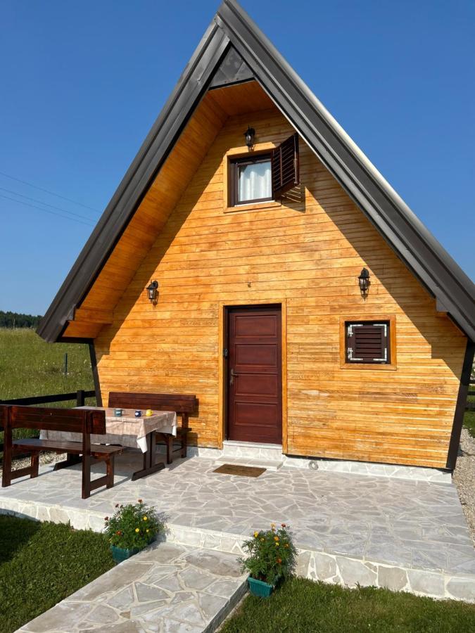 Family Home Masa Жабляк Екстер'єр фото